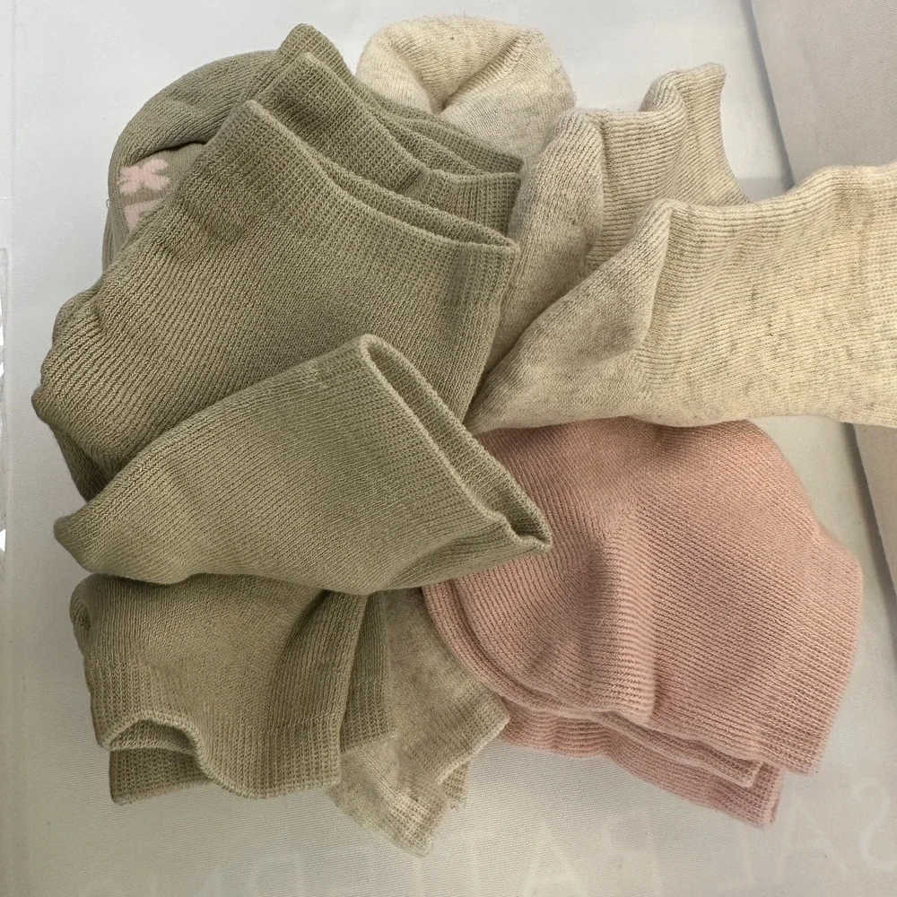 Lucky Brand Women Cushion Collection Quarter Socks 8 Pack Pink Beige Size 4-10
